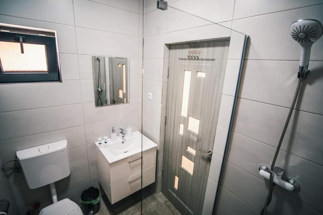 Casutele Amaliei Hotel Corbu  Ngoại thất bức ảnh